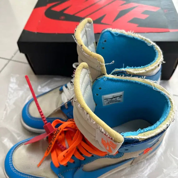 [BUNJANG] Nike Off-White Jordan UNC Sneakers (280) / 나이키 오프화이트 조던 unc (280)