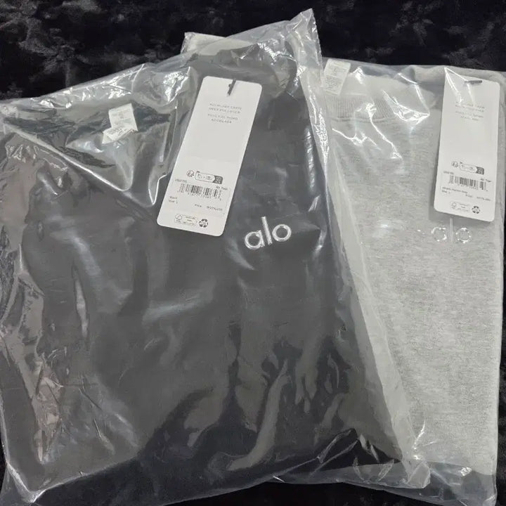 [BUNJANG] Alo Sealed Fleece Sweatshirt / 알로 기모 맨투맨 (미개봉 새상품)