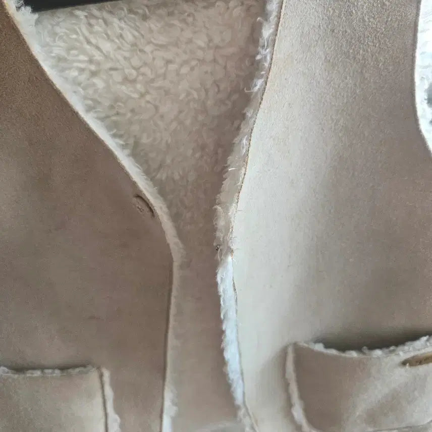 [BUNJANG] Baby Ppo-geul Suede Vest / 아가방 뽀글이 스웨이드 조끼