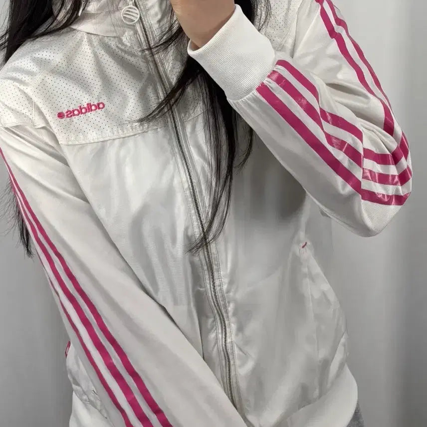 [SOLD OUT] 아디다스 핑크라인 화이트 바람막이 자켓