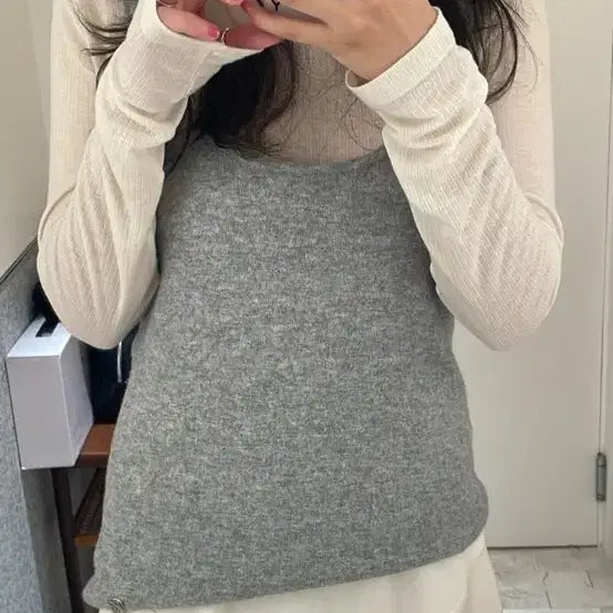 [BUNJANG] Tanat Long Sleeve Bustier Knit Top / 원가12 타낫 롱슬리브 뷔스티에 니트 스무스무드 베스트 포에토