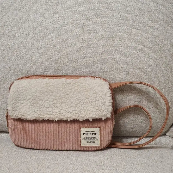 [BUNJANG] Pink Corduroy Crossbody Bag / 핑크 코듀로이 뽀글이 크로스백