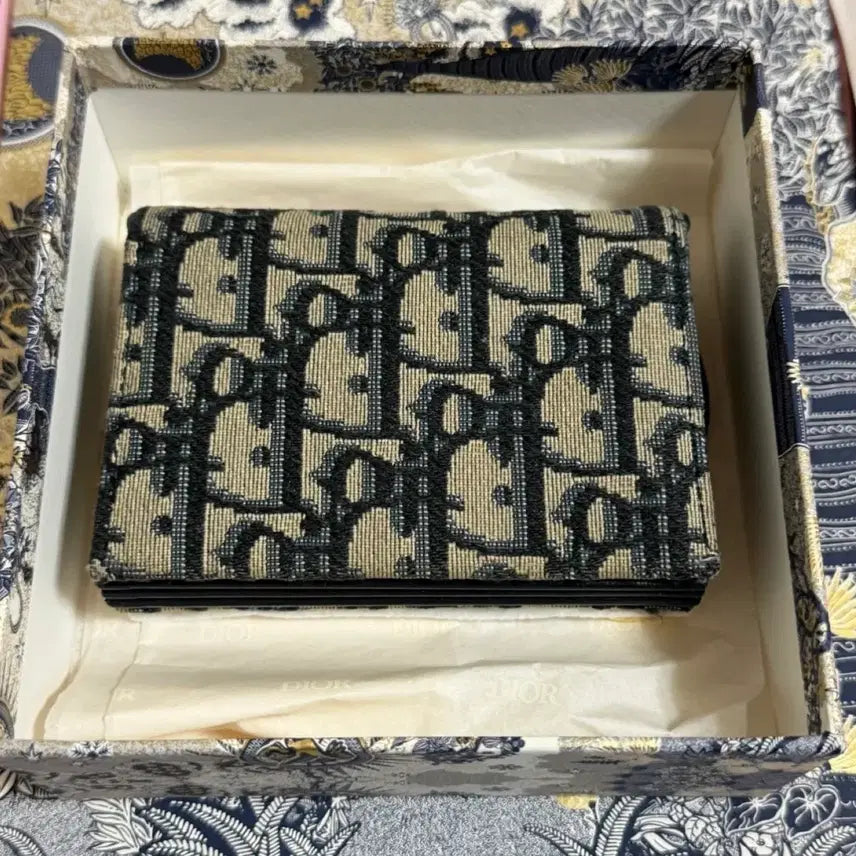 [BUNJANG] Dior Oblique Saddle Pocket Card Holder Holiday Full Package / DIOR 디올 오블리크 새들 포켓 카드 지갑 홀리데이 풀박스