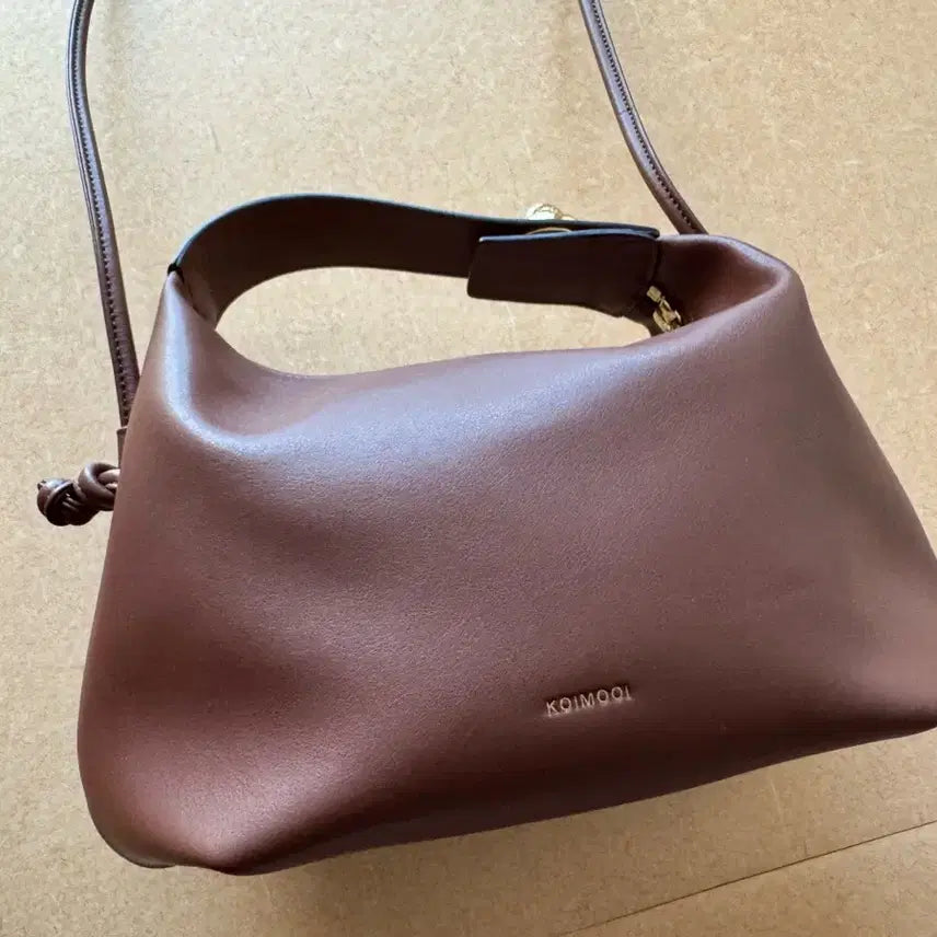 [BUNJANG] Koimui Crossbody Bag / 코이무이 가방