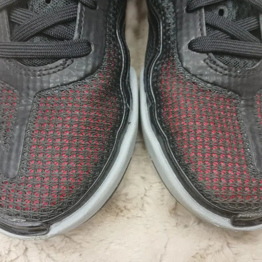 [BUNJANG] Jordan Sneakers (Size 260) / 조던 260사이즈