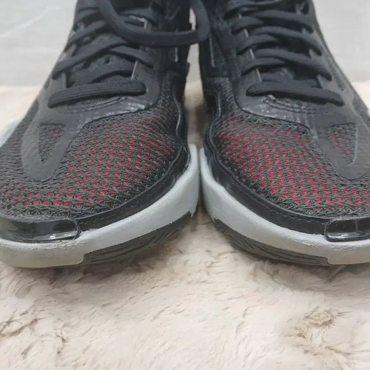 [BUNJANG] Jordan Sneakers (Size 260) / 조던 260사이즈