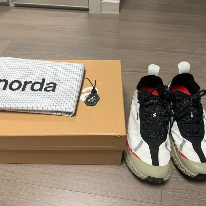 [SOLD OUT] Norda 노다 001 레이 자합 마그마 스니커즈 285 팝니다