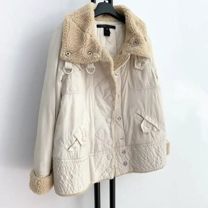 [BUNJANG] MARC JACOBS Ivory Short Fur Padded Jacket / 정품 마크제이콥스 MARCJACOBS 아이보리 숏 퍼 패딩