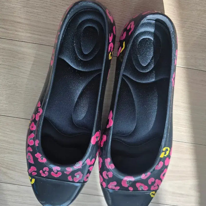 [BUNJANG] Hand-painted Flower Rubber Shoes / 손그림 플라워 고무신 / 세상에 하나뿐인 수공화