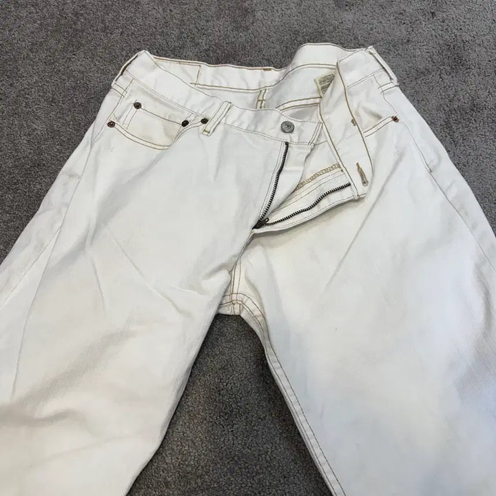 [BUNJANG] Levi's White Bootcut Jeans (34) / 리바이스 화이트 부츠컷(34)