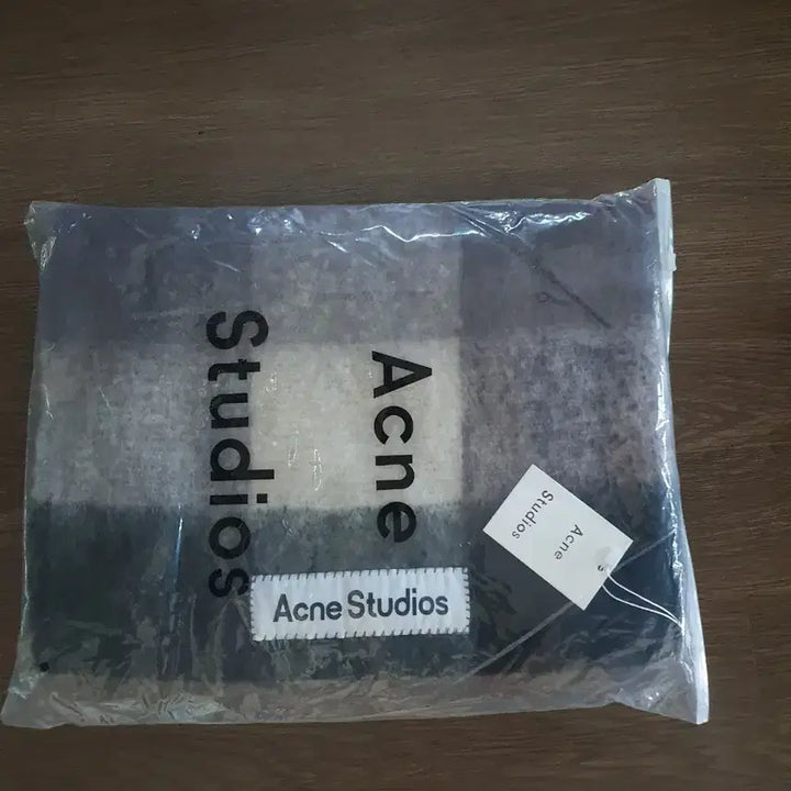 [BUNJANG] Acne Studios Muffler / 아크네 스튜디오 머플러