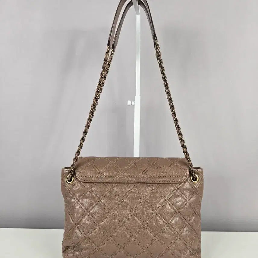 [BUNJANG] Marc Jacobs Baroque Large Quilted Chain Shoulder Bag / 마크제이콥스 바로크 싱글백 라지 퀼팅 체인 숄더백 가방 정품