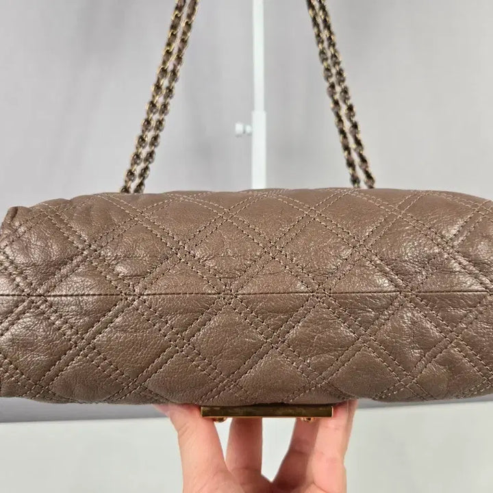 [BUNJANG] Marc Jacobs Baroque Large Quilted Chain Shoulder Bag / 마크제이콥스 바로크 싱글백 라지 퀼팅 체인 숄더백 가방 정품