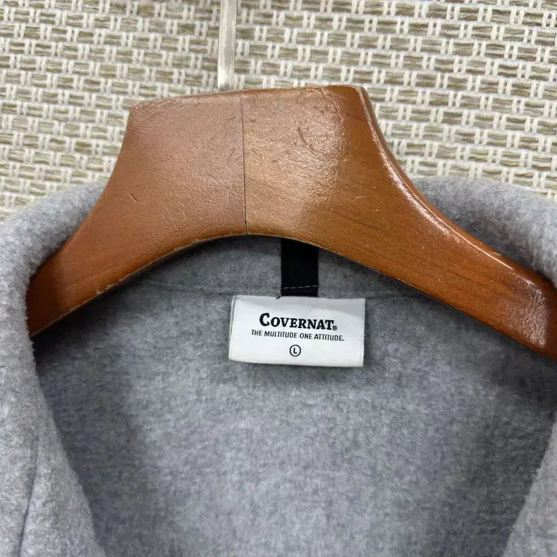 [SOLD OUT] 커버낫 캐주얼 고무로고 플리스 후리스 L A04088