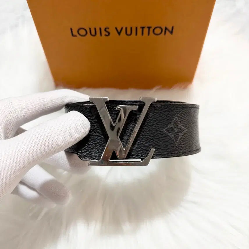 [BUNJANG] Louis Vuitton Monogram Eclipse LV Reversible Belt / [정품] 루이비통 모노그램 이클립스 LV 리버시블 벨트