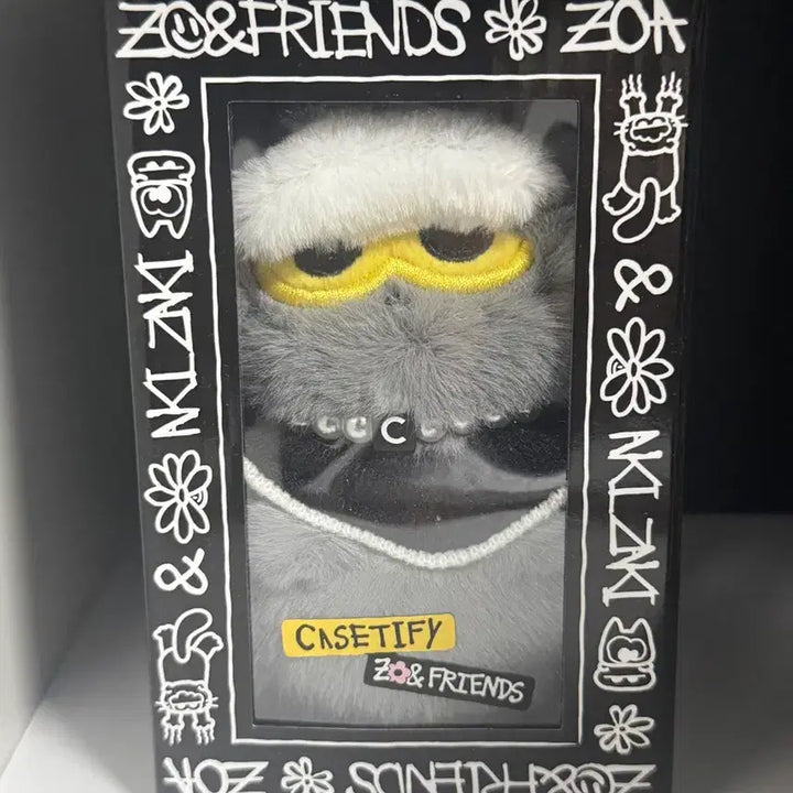 [BUNJANG] Casetify JoAnFriends Keyring Sealed / 케이스티파이 조앤프렌즈 키링 새상품 미개봉