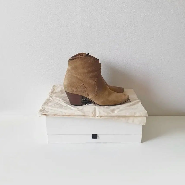 [BUNJANG] Isabel Marant Suede Ankle Boots Camel Dicker 37 / 이자벨마랑 스웨이드 앵클 부츠 카멜 디커 37사이즈