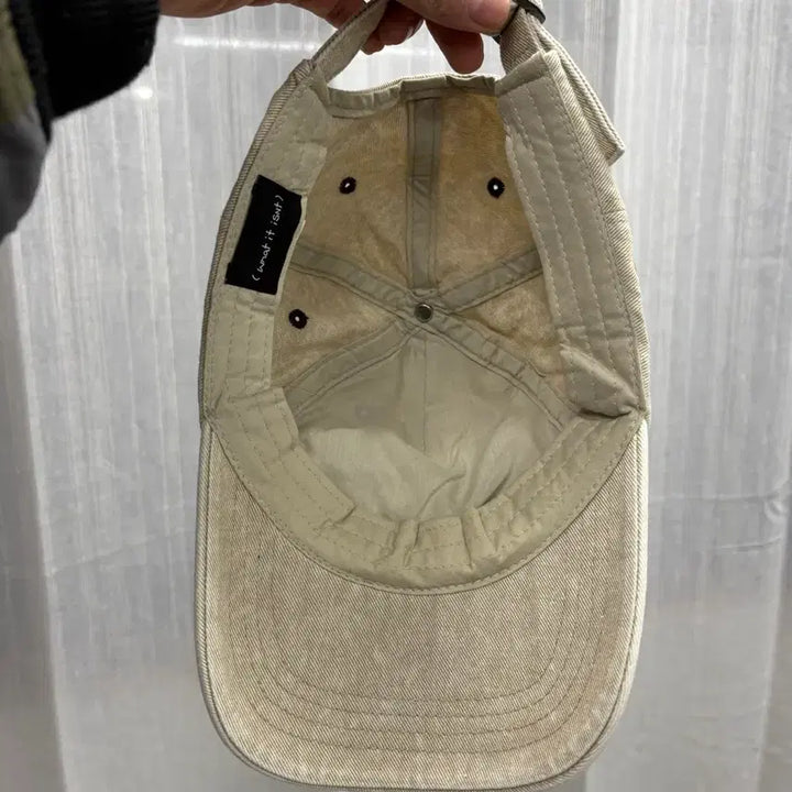 [BUNJANG] Wacky Willy Two-Tone Graphic Ball Cap / 와키윌리 투톤 그래픽 볼캡 모자