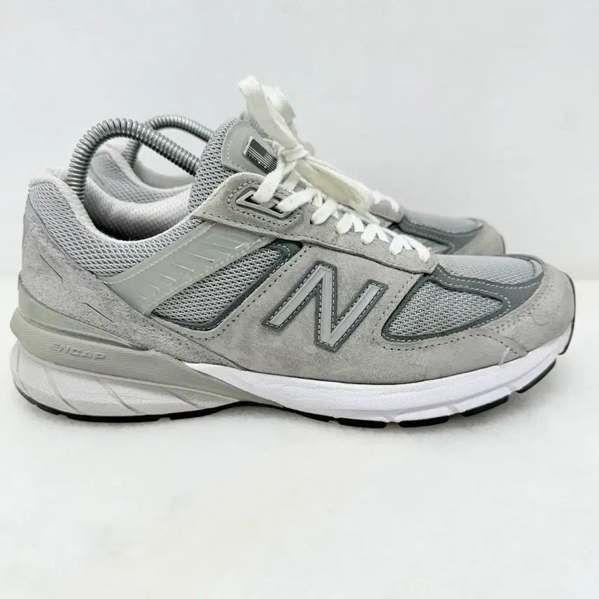 [BUNJANG] New Balance 990 v5 Gray Sneakers / (265)뉴발란스 운동화 990 v5 그레이