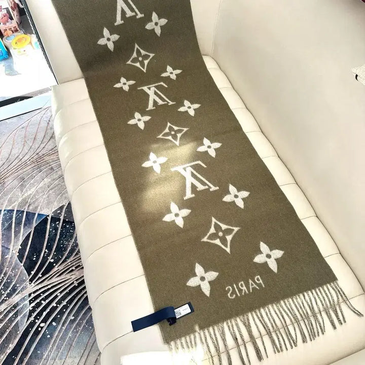 [BUNJANG] Louis Vuitton Monogram Reversible Muffler / 루이비통 LV 모노그램 양면 머플러/목도리