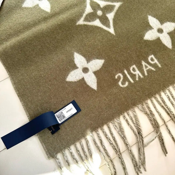 [BUNJANG] Louis Vuitton Monogram Reversible Muffler / 루이비통 LV 모노그램 양면 머플러/목도리