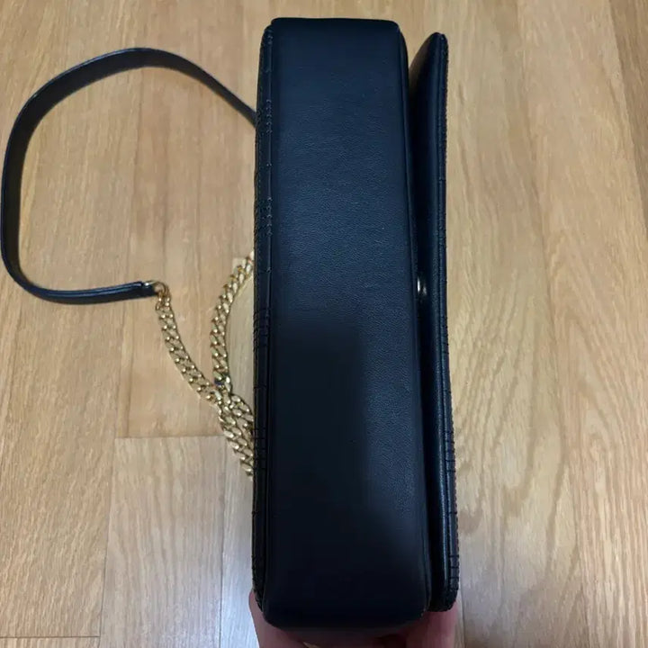 [BUNJANG] Burberry Lola Crossbody Bag / 버버리 퀼팅 롤라 크로스 백