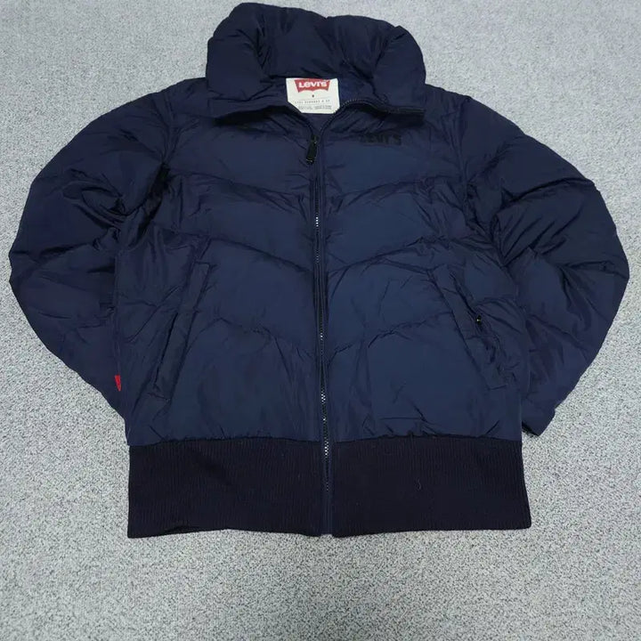[BUNJANG] Levi's Padded Jacket / [M] 리바이스 패딩 점퍼