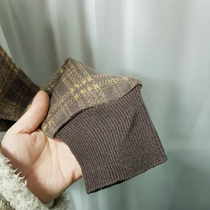 [BUNJANG] Vintage Check Pattern Mori Girl Long Sleeve Wool Knit Cardigan (Women's L) / 빈티지 체크 패턴 모리걸 하구미룩 긴팔 울 니트 가디건 여L C1112