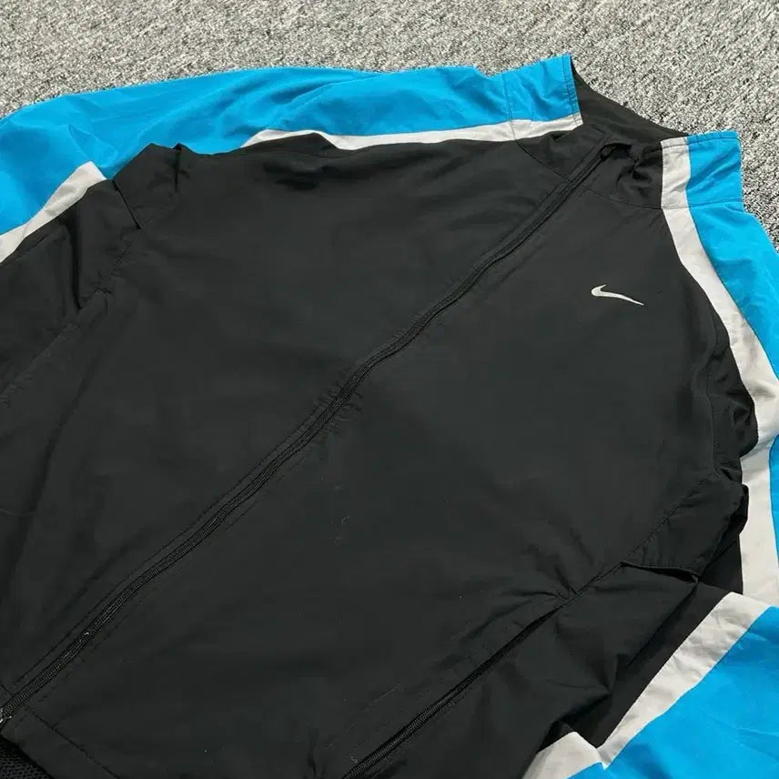 [BUNJANG] Nike Sky Blue Windbreaker Jacket / 나이키 스카이블루 바람막이 자켓