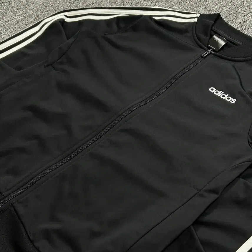 [BUNJANG] Adidas Black Track Top Jersey / 아디다스 블랙 트랙탑 져지