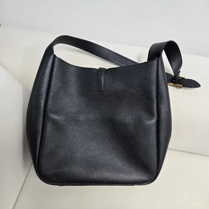 [BUNJANG] Saint Laurent LE5A7 Hobo Bag - Large / 생로랑 LE5A7 호보백 라지