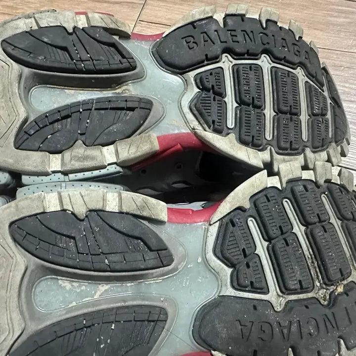 [SOLD OUT] 발렌시아가 파페치 트렉슈즈