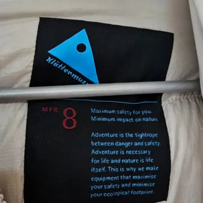 [BUNJANG] Klättermusen Atle 3.0 Down Jacket - Dove Grey (Size S) / 클라터뮤젠 아틀레 3.0 다운 자켓 S(95-100) 도브그레이