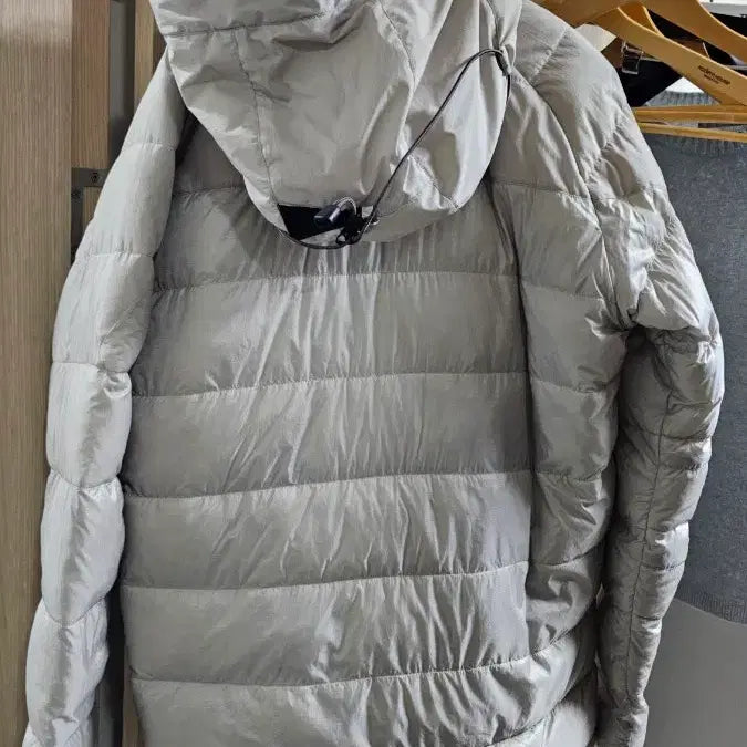 [BUNJANG] Klättermusen Atle 3.0 Down Jacket - Dove Grey (Size S) / 클라터뮤젠 아틀레 3.0 다운 자켓 S(95-100) 도브그레이