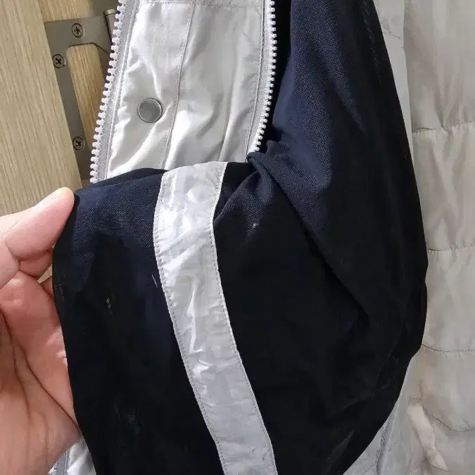 [BUNJANG] Klättermusen Atle 3.0 Down Jacket - Dove Grey (Size S) / 클라터뮤젠 아틀레 3.0 다운 자켓 S(95-100) 도브그레이