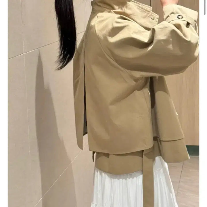 [BUNJANG] Avely Back Slit Trench Coat Jacket / 에이블리 백트임 트렌치코트 자켓 코트 가디건