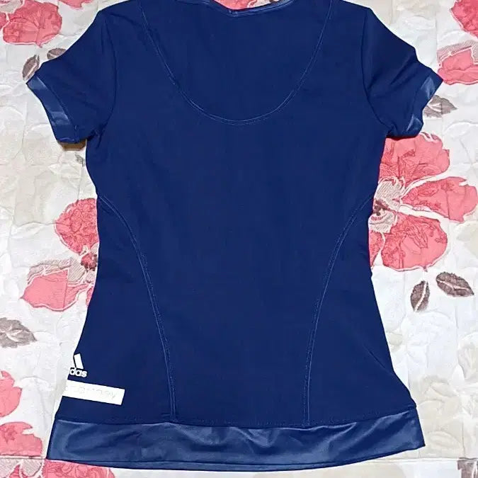 [BUNJANG] Adidas Cooling Function Short Sleeve 85 Women's / 아디다스 냉감기능성 스판반팔 85 여성44 가슴38 기장59