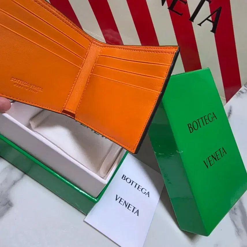 [BUNJANG] Bottega Veneta Men's Wallet / 보테가베네타 남성반지갑