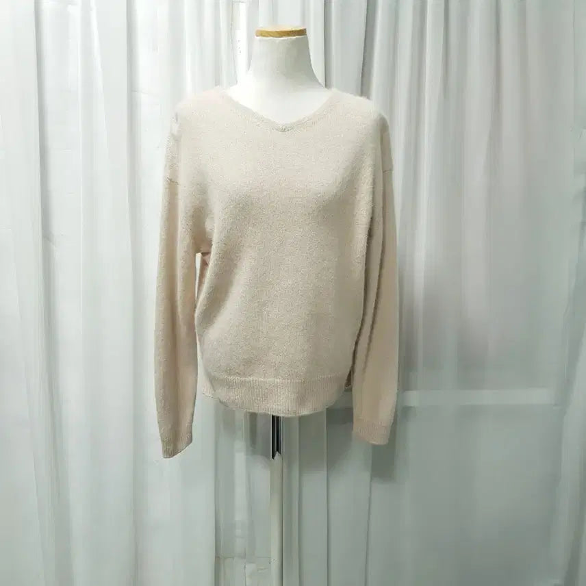 [SOLD OUT] 니코앤드 브이넥 양모 루즈핏 털 긴팔 울 니트 티셔츠 여M C1129