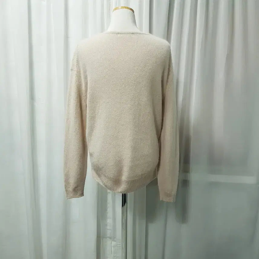 [SOLD OUT] 니코앤드 브이넥 양모 루즈핏 털 긴팔 울 니트 티셔츠 여M C1129