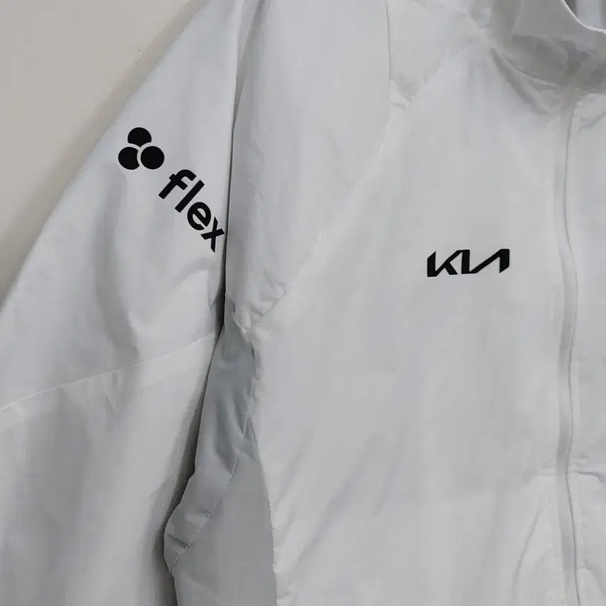 [BUNJANG] Dplus KIA Coach Jacket / Dplus KIA M 2024 제파 코치유니폼/나일론우븐자켓. WH. A