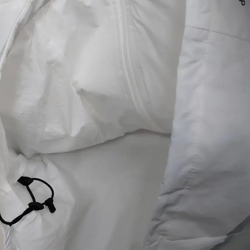 [BUNJANG] Dplus KIA Coach Jacket / Dplus KIA M 2024 제파 코치유니폼/나일론우븐자켓. WH. A