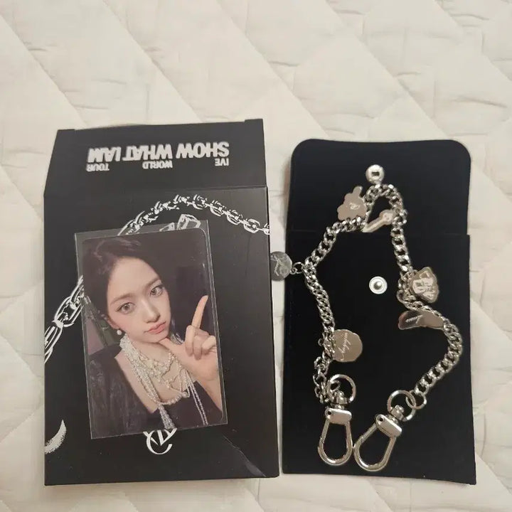 아이브 show what I am 체인스트랩