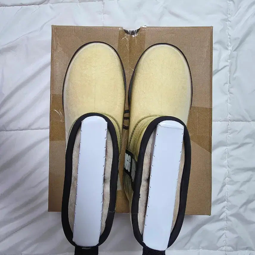 [BUNJANG] UGG Classic Clear Mini Boots Natural Black 240 / 어그 클래식 클리어 미니 부츠 내츄럴 블랙 240