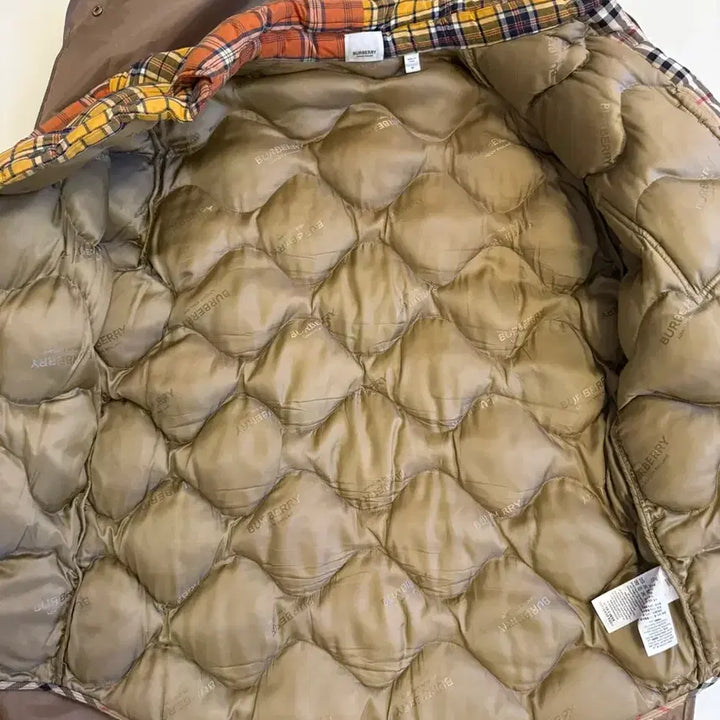 [BUNJANG] Burberry Contrast Check Cotton Flannel Padded Overshirt / [M]버버리 컨트라스트 체크 코튼 플란넬 패딩 오버셔츠