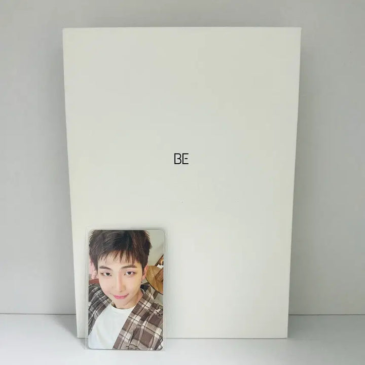 [SOLD OUT] 방탄 비이 BE 라고온 에센셜 개봉 앨범 알엠 남준 포카 포함 방탄소년단