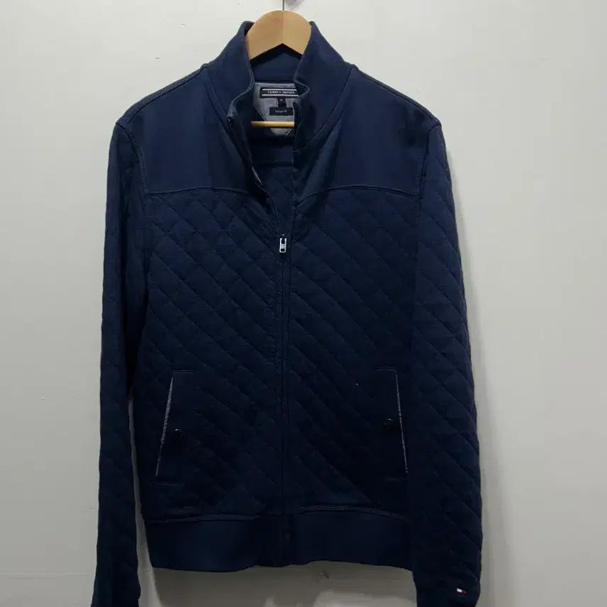 [SOLD OUT] 타미힐피거 네이비 퀼팅 봄버 자켓 남성 M