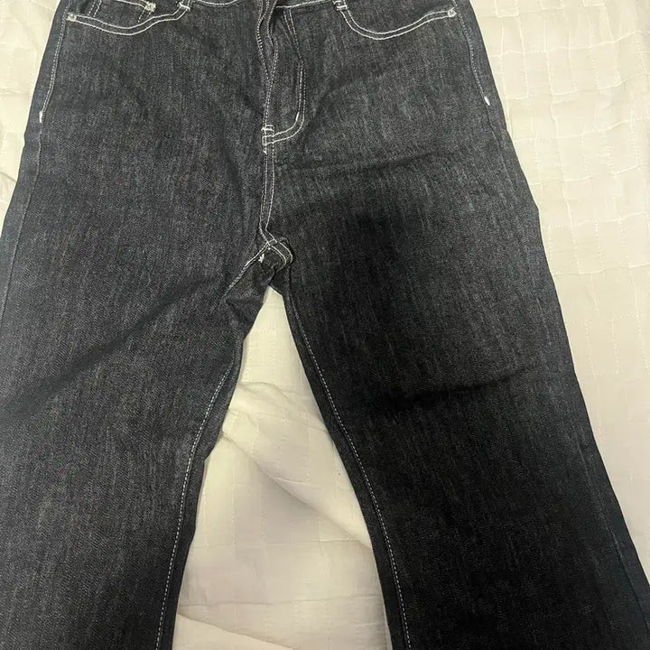 [SOLD OUT] 하이웨스트 부츠컷 청바지