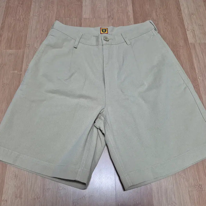 [BUNJANG] HUMAN MADE Skater Shorts Beige / HUMAN MADE 휴먼메이드 스케이터쇼츠 베이지