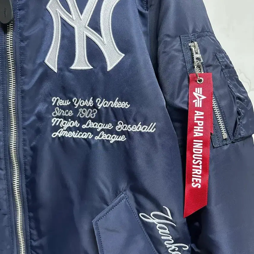 [BUNJANG] New Era x Alpha Industries New York Yankees MA-1 Navy Jacket / 뉴에라 x 알파인더스트리 콜라보 뉴욕양키스 마원 네이비 L 판매합니다.